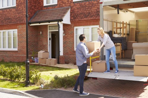 Removal van loading service with customer booking confirmation